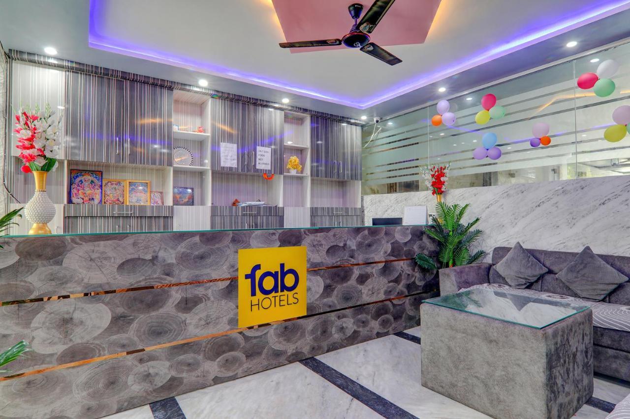 Hotel Fabexpress Ss Grand Banthra Sikandarpur Zewnętrze zdjęcie